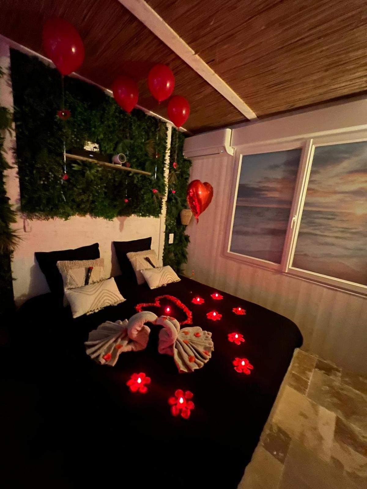 Les Spas De La Mer, Suite & Spa, Love Room, Plein Coeur Du Grau Ле-Гро-дю-Руа Экстерьер фото